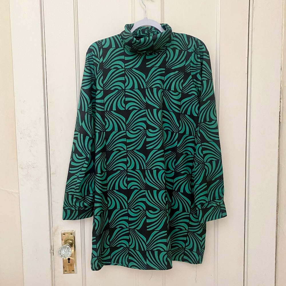 Green & Black Dress with Geometric Pattern | Long-Sleeved, Mock Turtleneck